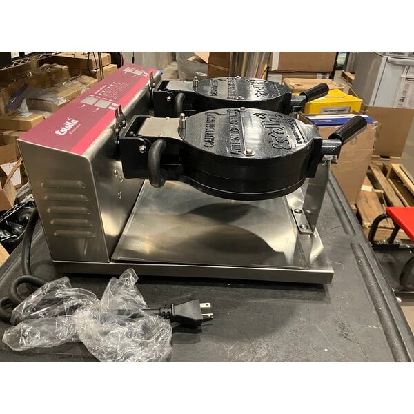 Scratch and Dent Estella WBMX2A Double Belgian Waffle Maker - 120V, 1820W