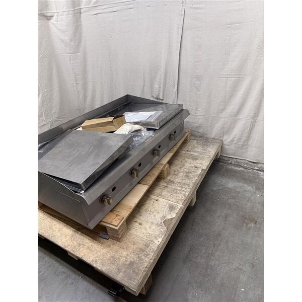 Scratch and Dent Cooking Performance Group CL-CPG-48-NL 48" Gas Countertop Lava Briquette Charbroiler - 120,000 BTU