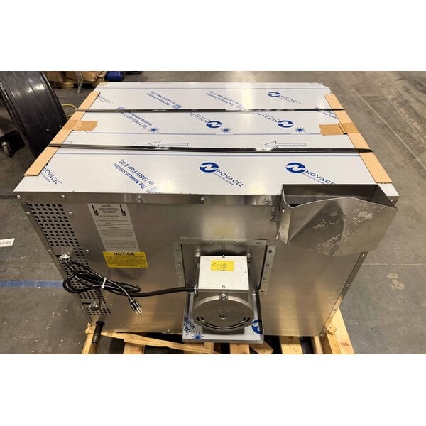 Scratch and Dent Southbend PCG50S/SD Platinum Series 5-Shelf Single Deck Full Size Standard Natural Gas Convection Oven - 50,000 BTU