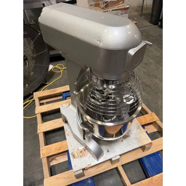 Scratch and Dent MainStreet Equipment CMIX20 20 Qt. Planetary Stand Mixer with Guard & Standard Accessories - 120V, 1 1/2 hp