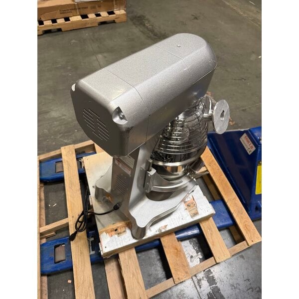 Scratch and Dent MainStreet Equipment CMIX20 20 Qt. Planetary Stand Mixer with Guard & Standard Accessories - 120V, 1 1/2 hp