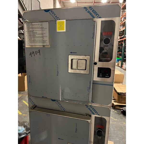 Scratch and Dent Cleveland 24CGA10 SteamCraft Ultra Natural Gas 10 Pan Floor Steamer - 125,000 BTU