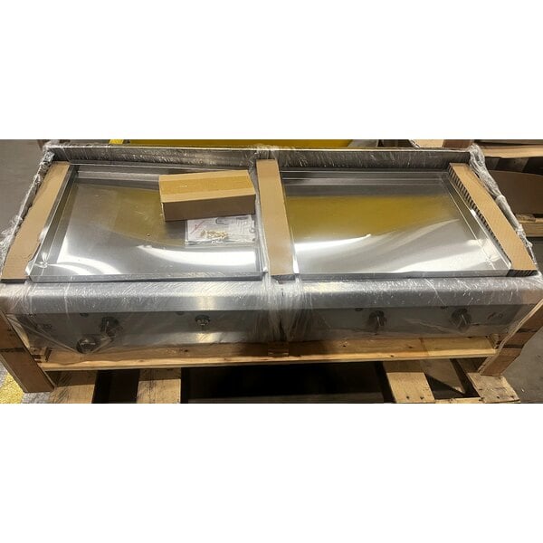 Scratch and Dent Cooking Performance Group GT-CPG-60-NL 60" Gas Countertop Griddle with Thermostatic Controls - 150,000 BTU