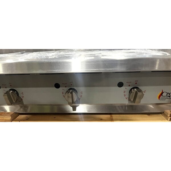 Scratch and Dent Cooking Performance Group GT-CPG-60-NL 60" Gas Countertop Griddle with Thermostatic Controls - 150,000 BTU