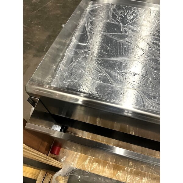Scratch and Dent Cooking Performance Group GT-CPG-60-NL 60" Gas Countertop Griddle with Thermostatic Controls - 150,000 BTU