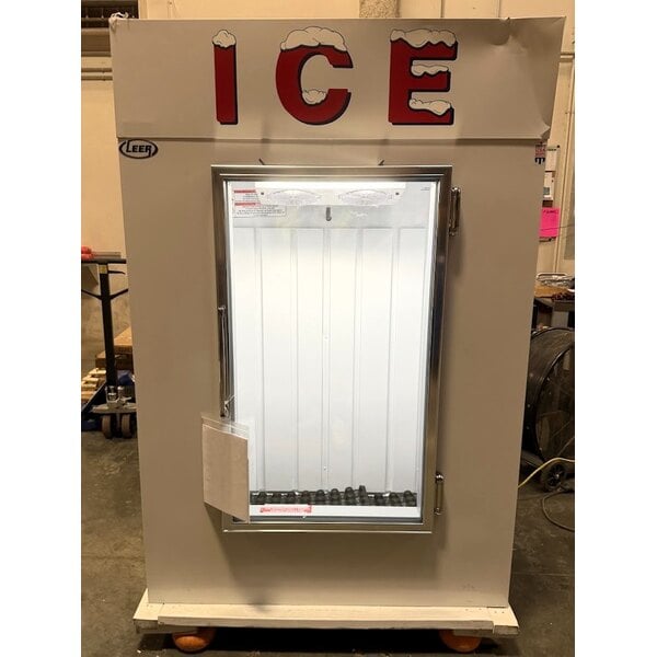 Scratch and Dent Leer 40AG-R290 51" Indoor Auto Defrost Ice Merchandiser with Straight Front and Glass Door