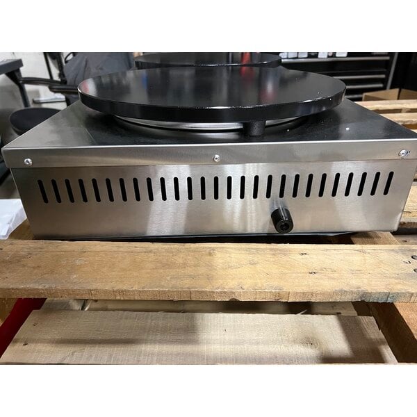 Scratch and Dent Carnival King TCM16DBL 16" Dual Non-Stick Crepe Maker - 208/240V