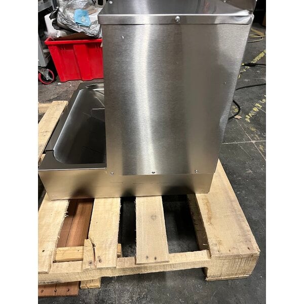 Scratch and Dent Hatco GRFHS-26 Glo-Ray 26" Portable Fry Holding Station - 120V, 1200W