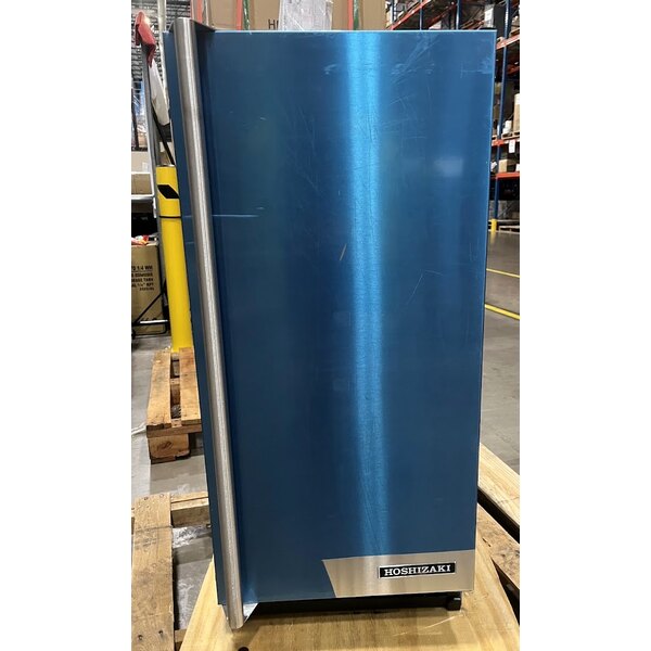 Scratch and Dent Hoshizaki AM-50BAK 14 7/8" Air-Cooled Undercounter Top Hat Cube Ice Machine with 27 lb. Storage - 54 lb., 115V