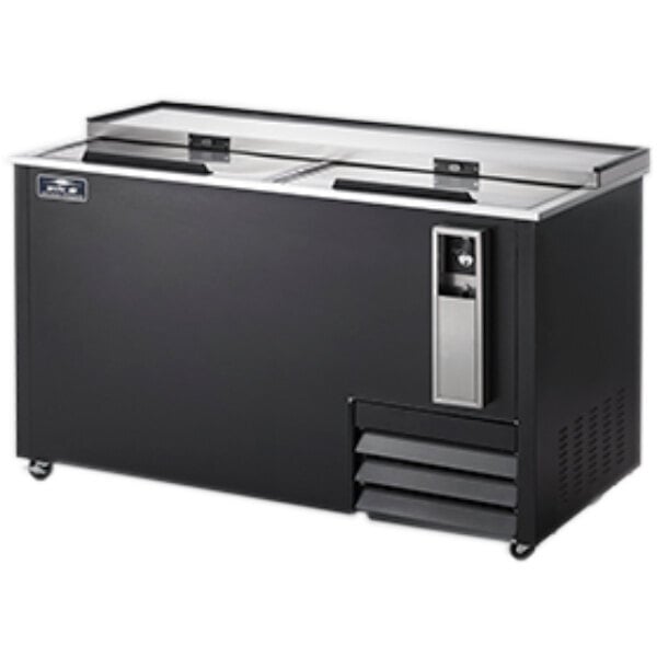 Scratch and Dent Arctic Air AUB65R 64 1/2" Black Horizontal Bottle Cooler