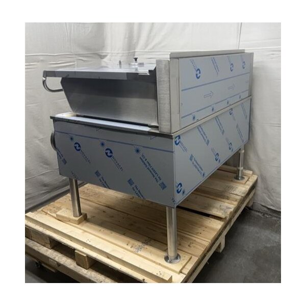 Scratch and Dent Cleveland SGL-40-TR Natural Gas 40 Gallon DuraPan Open Base Tilt Skillet - 130,000 BTU