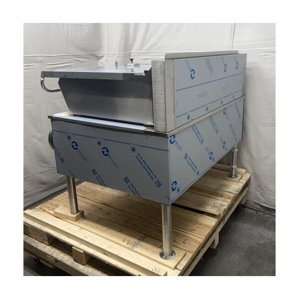 Scratch and Dent Cleveland SGL-40-TR Natural Gas 40 Gallon DuraPan Open Base Tilt Skillet - 130,000 BTU