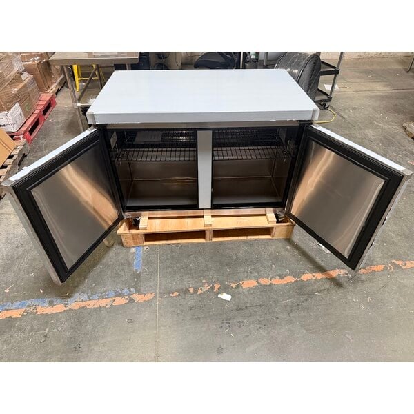 Scratch and Dent Avantco AU-48R 48" Undercounter Refrigerator