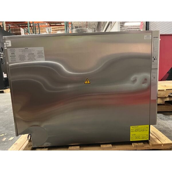 Scratch and Dent Rational iCombi Pro 6 Pan Full-Size Natural Gas Combi Oven - 208/240V, 1 Phase