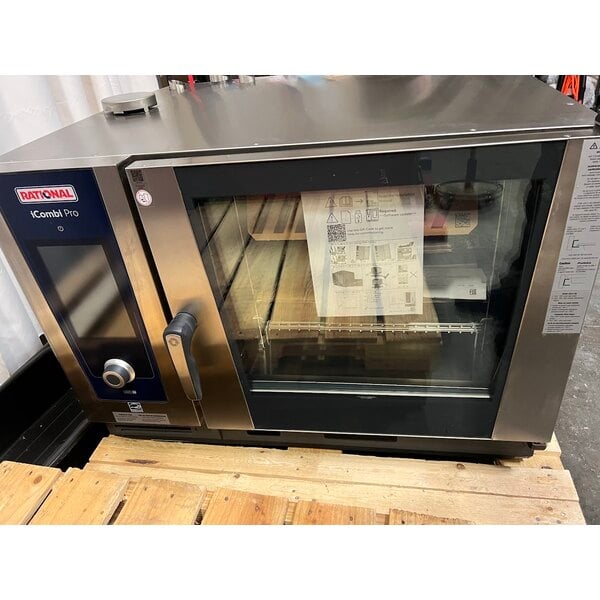 Scratch and Dent Rational iCombi Pro 6 Pan Full-Size Natural Gas Combi Oven - 208/240V, 1 Phase