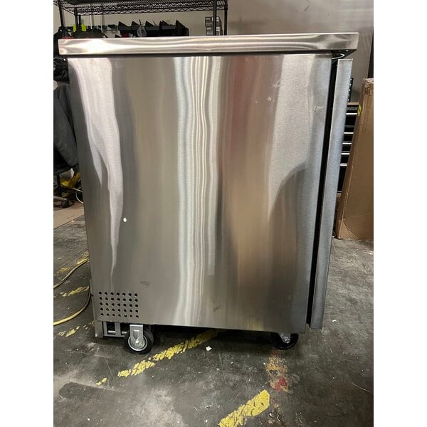 Scratch and Dent Avantco UBB-1-HC-S 23" Stainless Steel Counter Height Solid Door Back Bar Refrigerator
