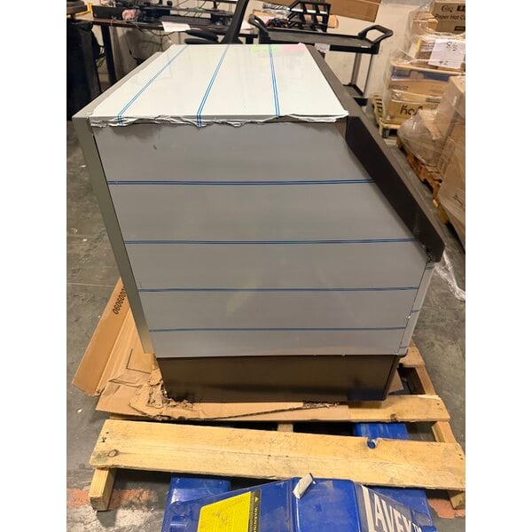 Scratch and Dent Manitowoc UDP0310A-161B NEO 30" Air-Cooled Undercounter Full Dice Cube Ice Machine with 119 lb. Storage Bin - 315 lb., 115V