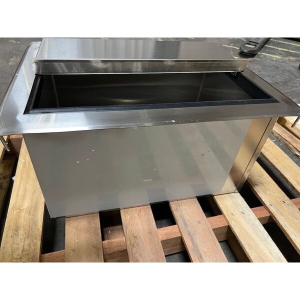 Scratch and Dent Regency 18" x 24" Stainless Steel Drop-In Ice Bin with Sliding Lid - 50 lb.