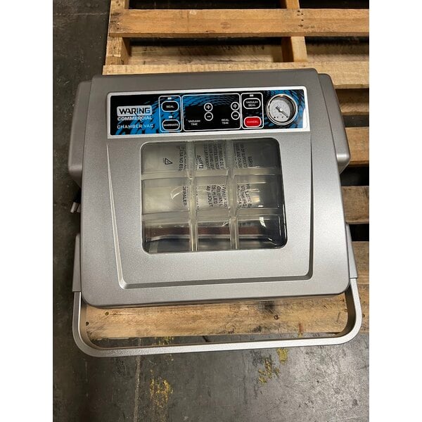 Scratch and Dent Waring WCV300 Chamber Vacuum Packaging Machine with 11" Seal Bar