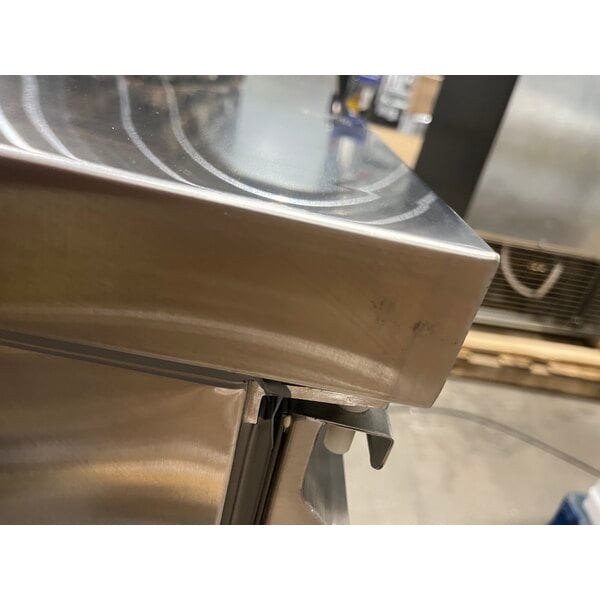 Scratch and Dent Avantco ZUC-48R-HC 48" Front Breathing Undercounter Refrigerator
