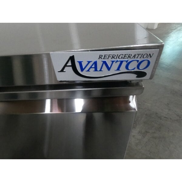 Scratch and Dent Avantco ZUC-48R-HC 48" Front Breathing Undercounter Refrigerator