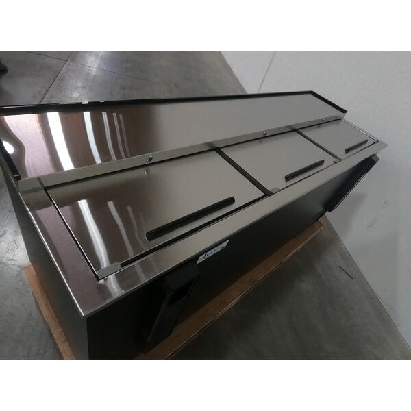 Scratch and Dent Avantco HBB-80-HC 80" Black Horizontal Bottle Cooler
