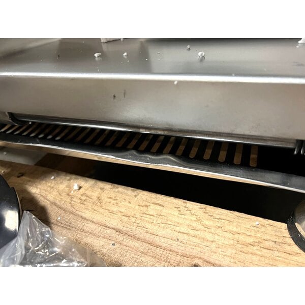 Scratch and Dent Avantco SL512 12" Manual Gravity Feed Meat Slicer - 1/2 hp