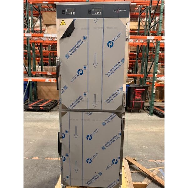 Scratch and Dent Alto-Shaam 1200-UP Mobile 16 Pan Dutch Door Holding Cabinet with Universal Racks - 120V