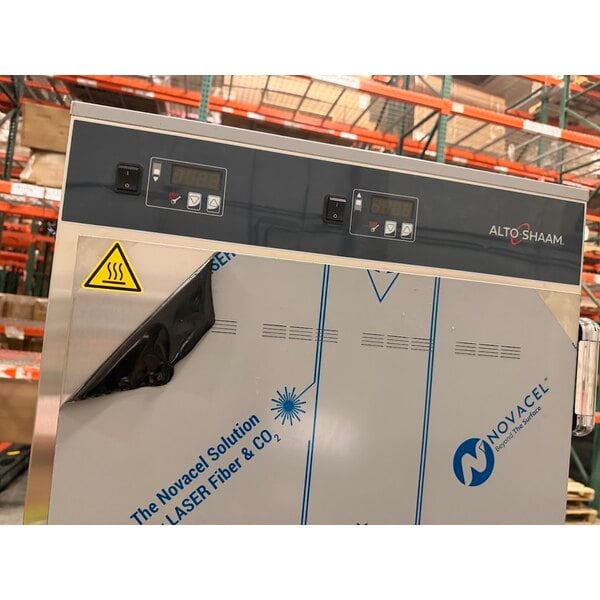 Scratch and Dent Alto-Shaam 1200-UP Mobile 16 Pan Dutch Door Holding Cabinet with Universal Racks - 120V