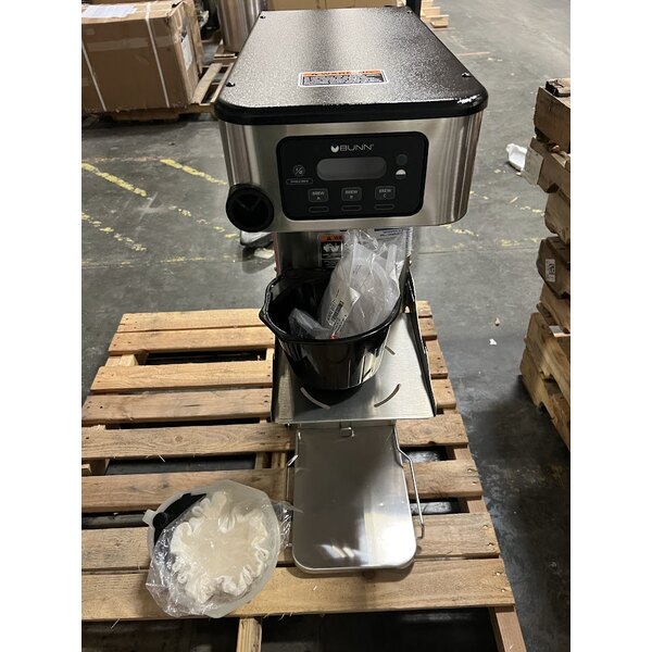 Scratch and Dent Bunn 52200.0100 ITCB-DV Infusion Single Coffee and Tea Brewer with Adjustable Shelf - Dual Voltage