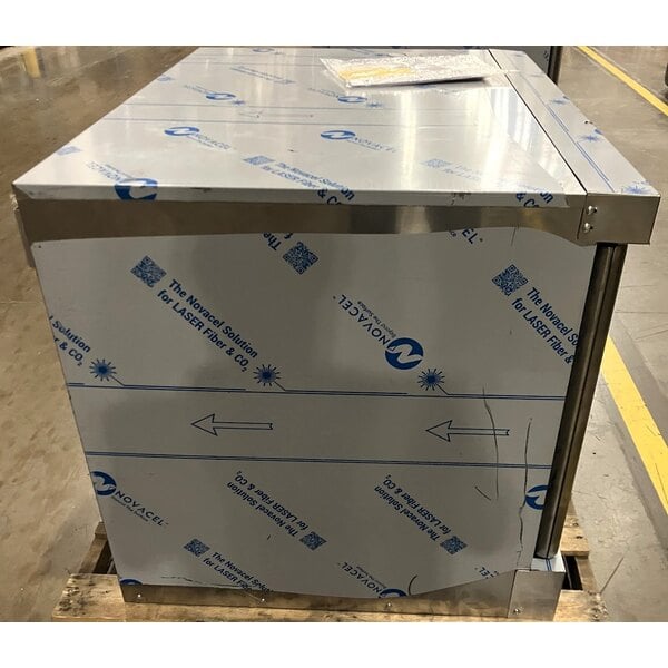 Scratch and Dent Vulcan VC44GD-NAT Natural Gas Double Deck Full Size Gas Convection Oven with Solid State Controls - 100,000 BTU