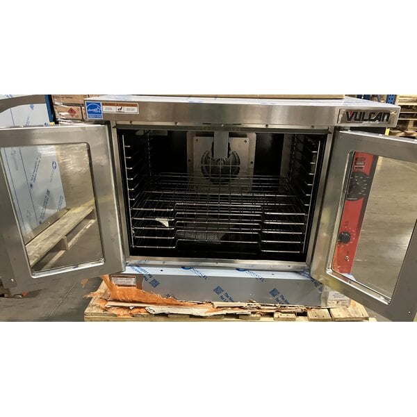 Scratch and Dent Vulcan VC44GD-NAT Natural Gas Double Deck Full Size Gas Convection Oven with Solid State Controls - 100,000 BTU