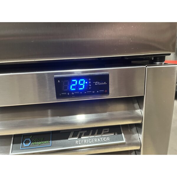 Scratch and Dent True T-12-HC 24 7/8" One Section Solid Door Reach-In Refrigerator