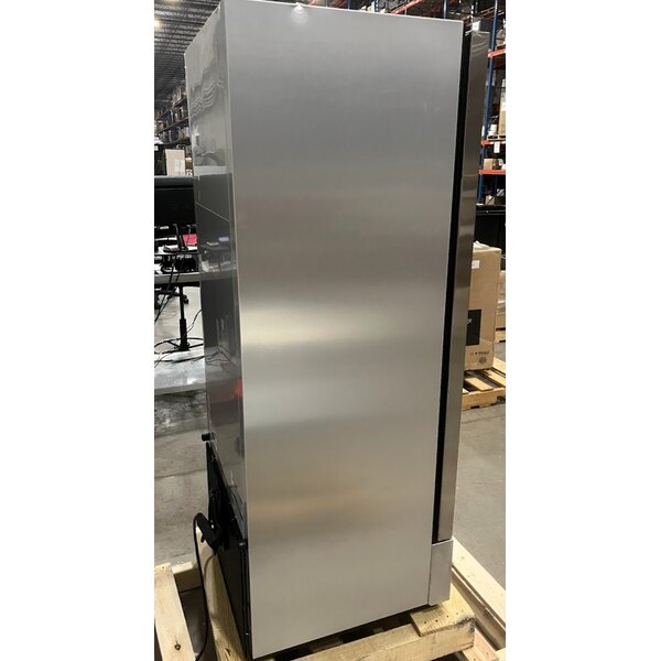 Scratch and Dent True T-12-HC 24 7/8" One Section Solid Door Reach-In Refrigerator