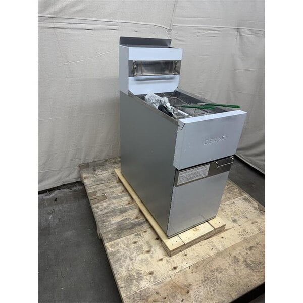 Scratch and Dent Dean by Frymaster SR42G Liquid Propane Super Runner Floor Fryer 35-43 lb.