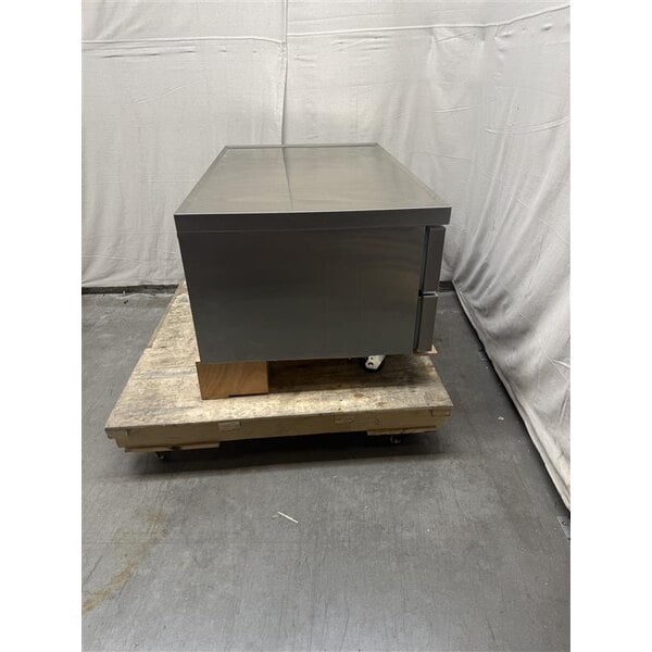 Scratch and Dent Avantco CBE-52-HC 52" 2 Drawer Refrigerated Chef Base