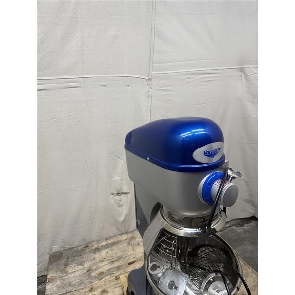 Scratch and Dent Vollrath 40757 20 Qt. Planetary Stand Mixer with Guard & Standard Accessories - 120V, 1/2 hp