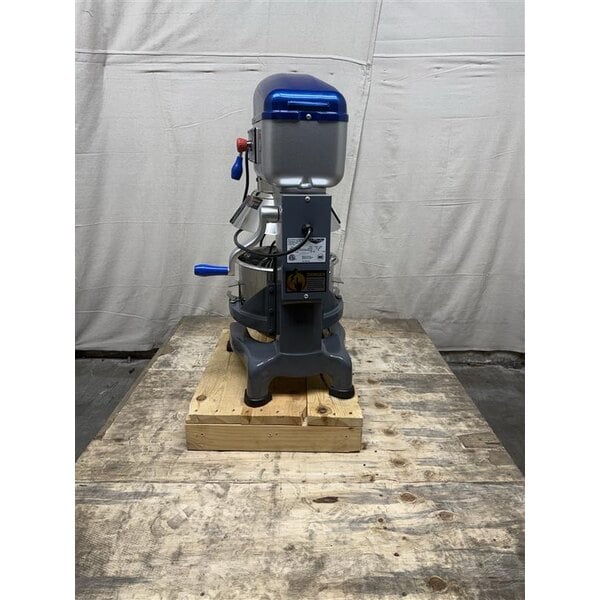 Scratch and Dent Vollrath 40757 20 Qt. Planetary Stand Mixer with Guard & Standard Accessories - 120V, 1/2 hp