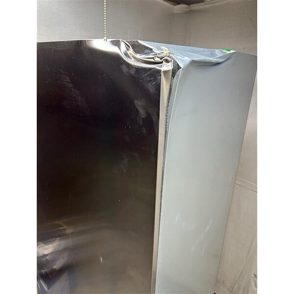 Scratch and Dent Avantco A-23F-HC 29" Solid Door Reach-In Freezer