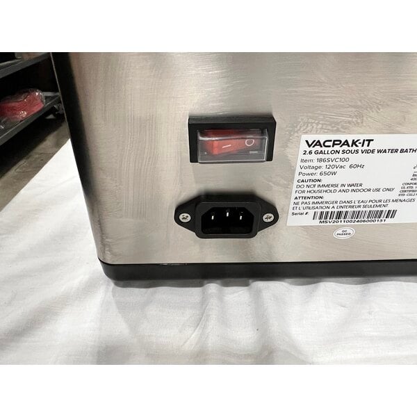 Scratch and Dent VacPak-It SVC100 2.6 Gallon Thermal Sous Vide Circulator - 650W, 110/120V