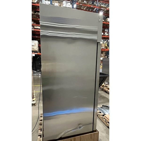 Scratch and Dent Avantco Z2-R-HC 54" Solid Door Stainless Steel Reach-In Refrigerator