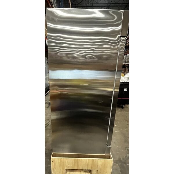 Scratch and Dent Avantco A-49F-HC 54" Solid Door Reach-In Freezer