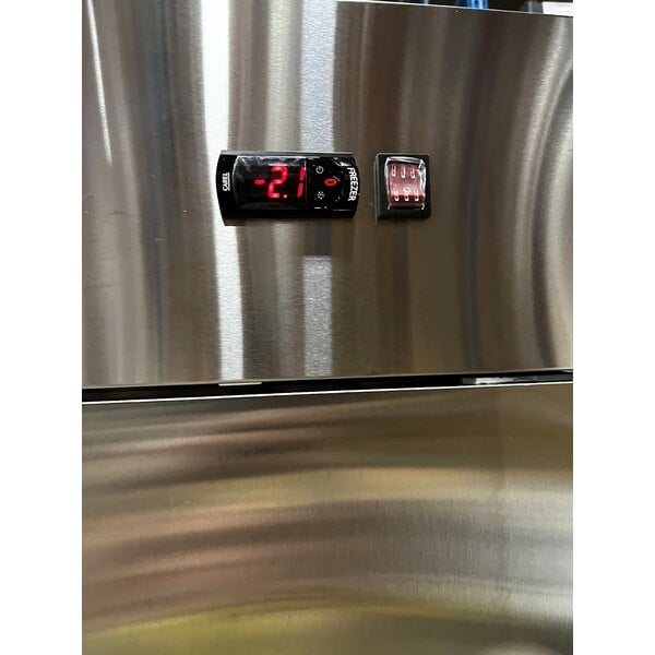 Scratch and Dent Avantco A-49F-HC 54" Solid Door Reach-In Freezer