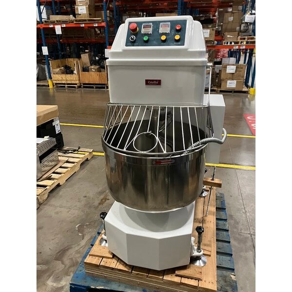 Scratch and Dent Estella SM100 100 Qt. / 140 lb. Two-Speed Spiral Dough Mixer - 240V, 3 Phase, 8 1/2 HP