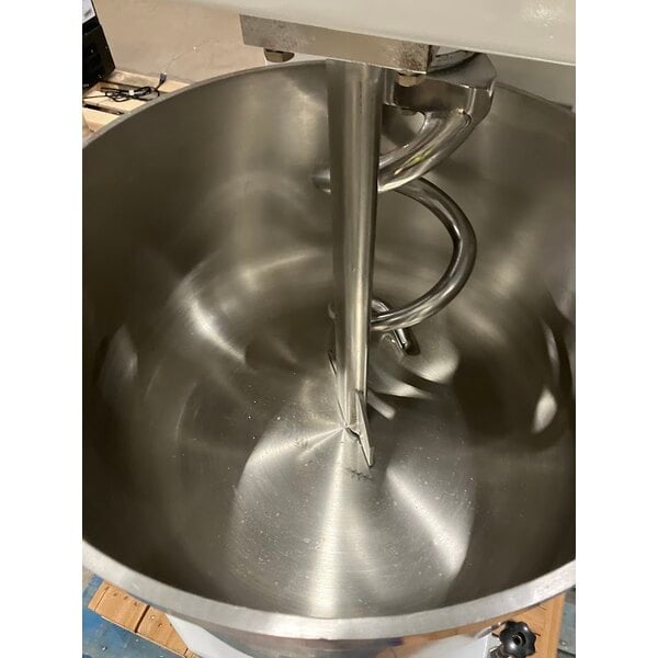 Scratch and Dent Estella SM100 100 Qt. / 140 lb. Two-Speed Spiral Dough Mixer - 240V, 3 Phase, 8 1/2 HP