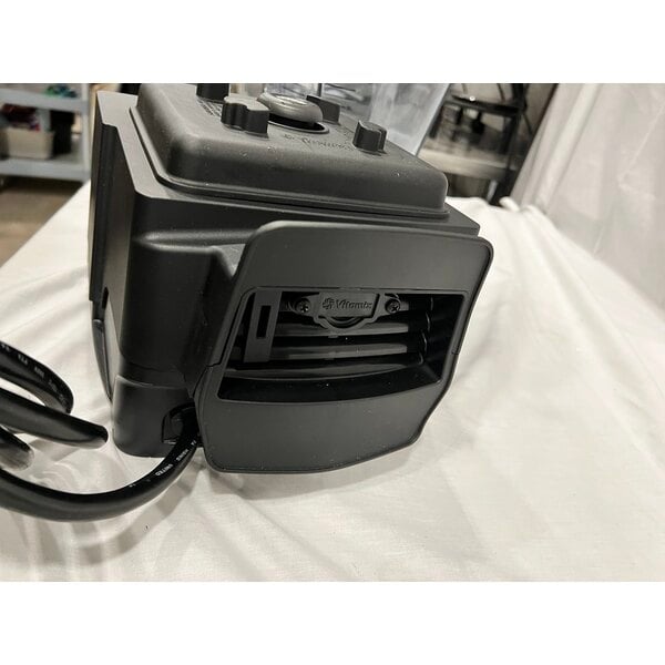 Scratch and Dent Vitamix 075759-ABAP Power-Prep™ 2.7 hp Blender with 1.5 Gallon Big Batch™ Container - 120V