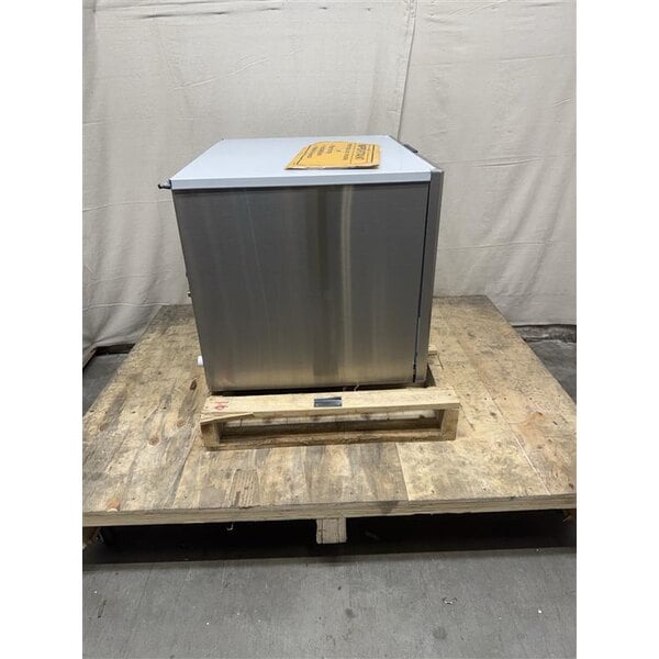 Scratch and Dent Scotsman MC0330MWX-1A Prodigy Elite® Series 30" Water-Cooled Medium Cube Ice Machine - 372 lb., 115V