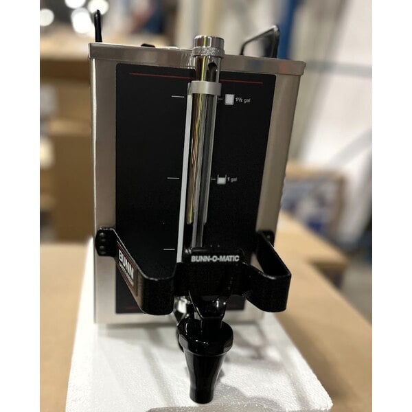 Scratch and Dent Bunn 20900.0011 Dual GPR-DBC 18.9 Gallon Dual Coffee Brewer - 120/240V, 6,890W