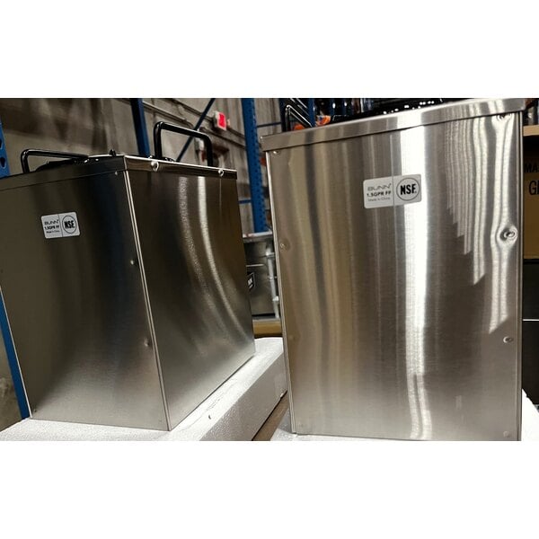 Scratch and Dent Bunn 20900.0011 Dual GPR-DBC 18.9 Gallon Dual Coffee Brewer - 120/240V, 6,890W