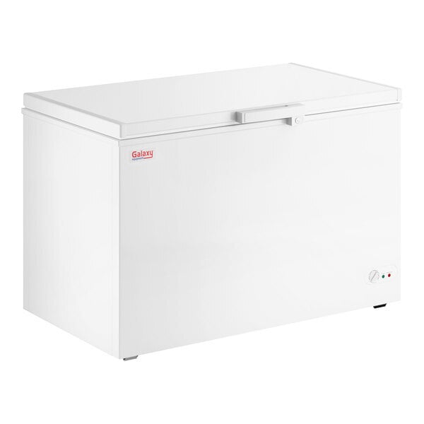 Scratch and Dent Galaxy CF13HC Commercial Chest Freezer - 12.7 cu. ft.
